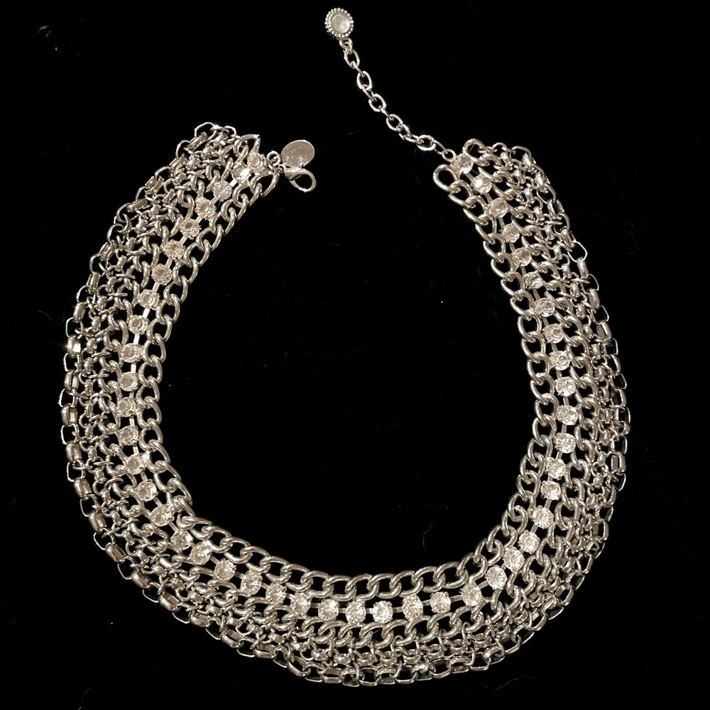 White House Black Market Necklace